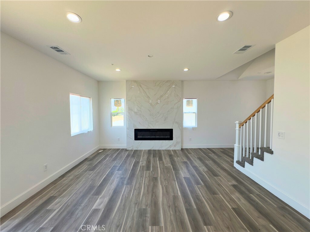Property Photo:  760 Parkway  CA 92530 