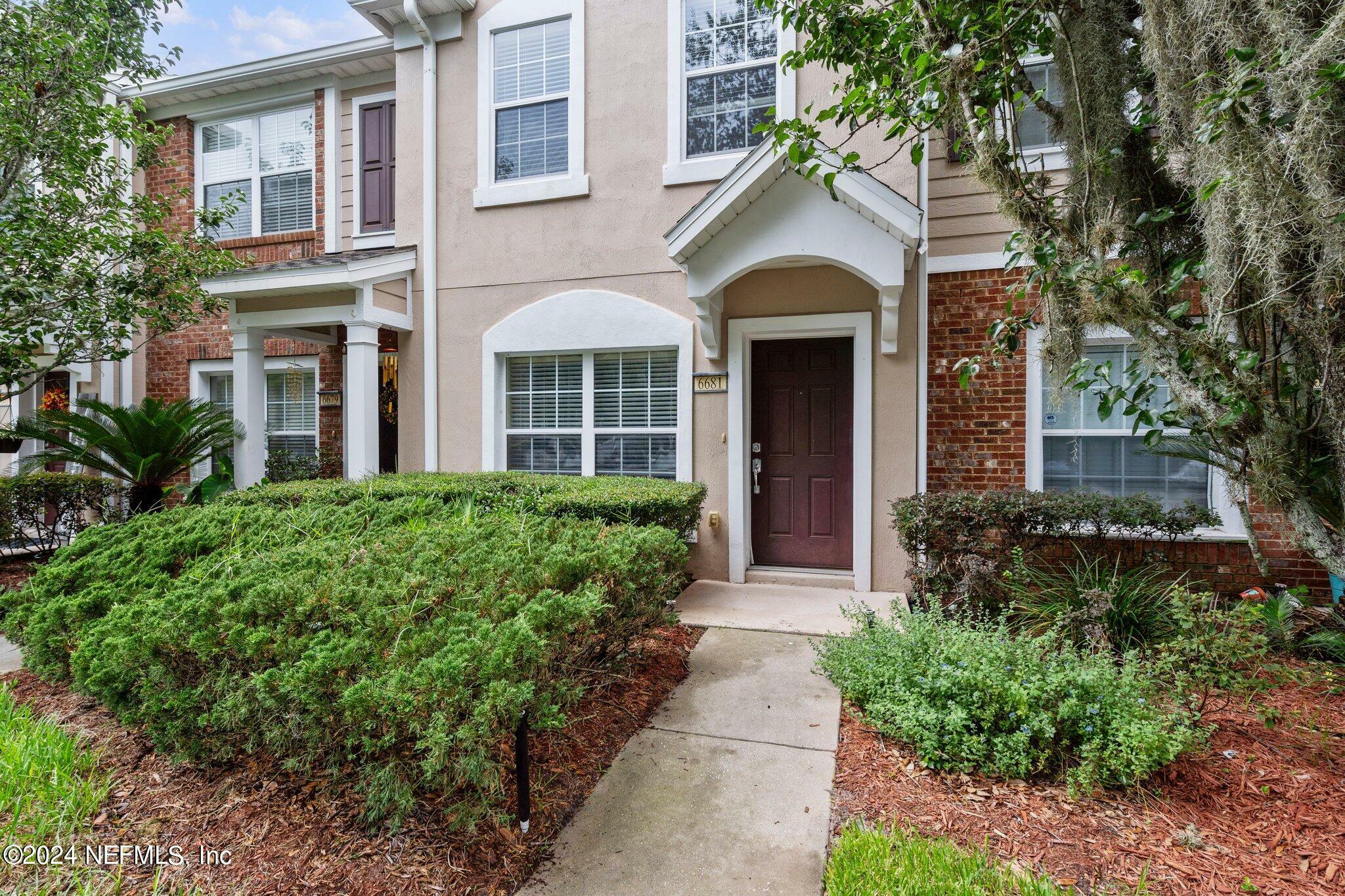 Property Photo:  6681 Arching Branch Circle  FL 32258 