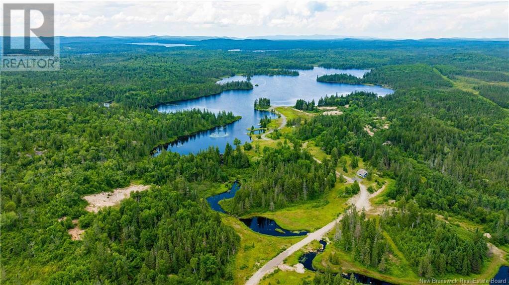 Photo de la propriété:  N/A Shadow Lake Road  NB E5J 2K2 