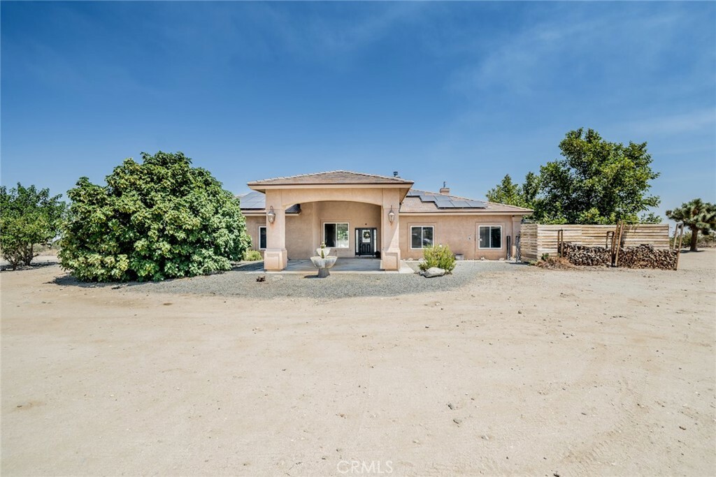 Property Photo: 1830 Calaveras Road CA 92372