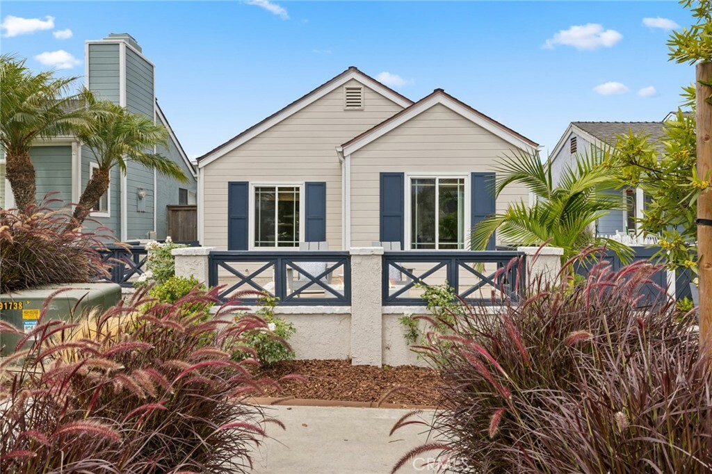 Property Photo:  1315 Alabama Street  CA 92648 