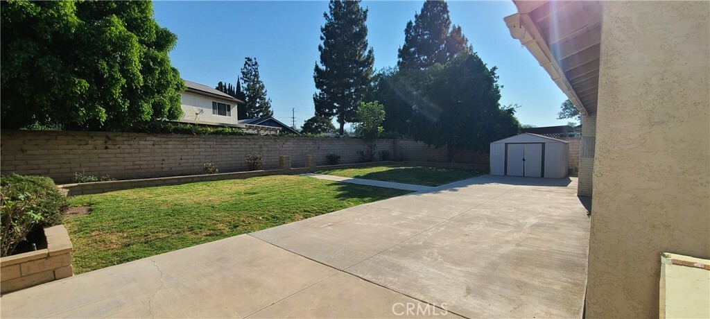 Property Photo:  2469 Medina Avenue  CA 93063 