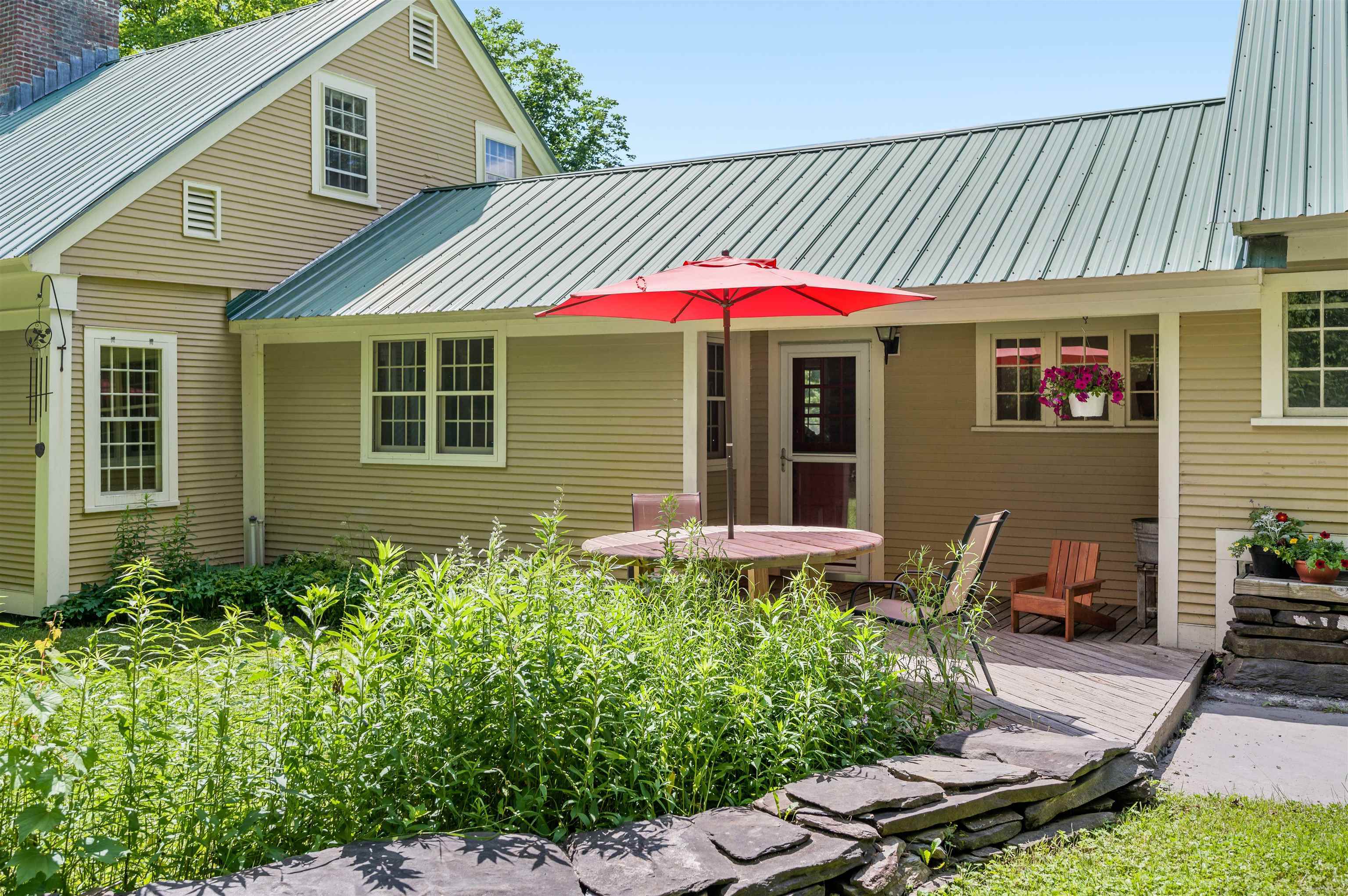 Property Photo:  1426 East Roxbury Road  VT 05663-9703 