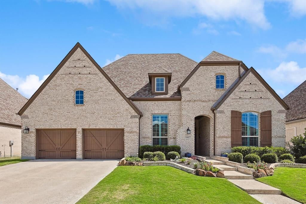 Property Photo:  1417 14th Street  TX 76226 