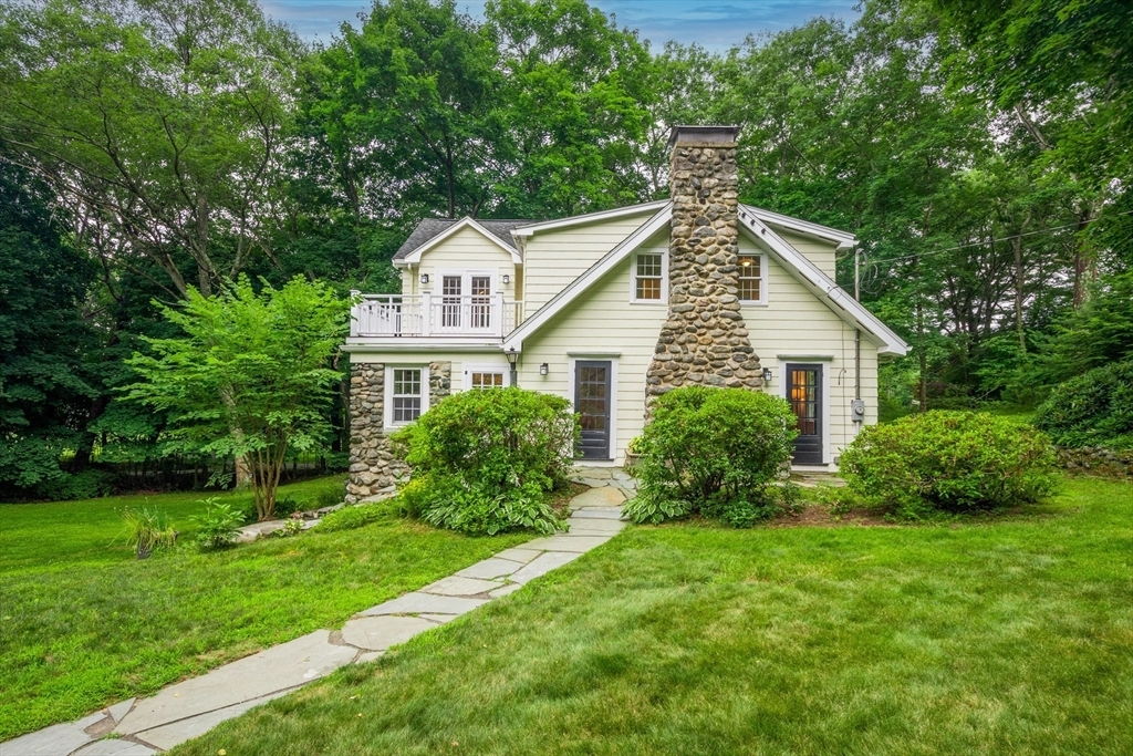 Property Photo:  24 Beaver Pond Road  MA 01773 