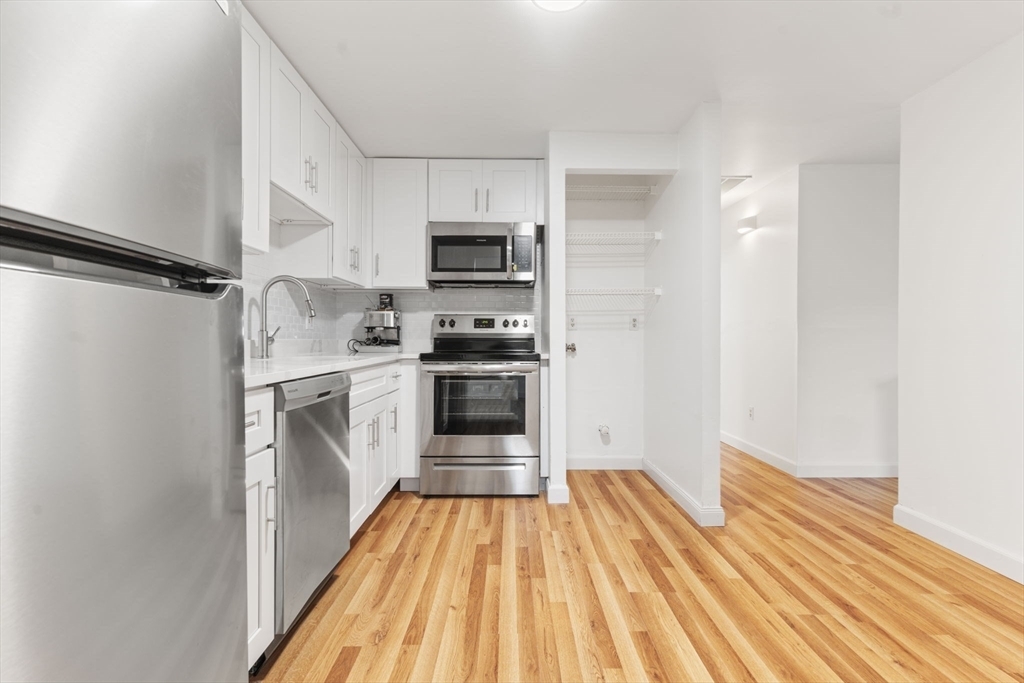 Property Photo: 221 Oak St 11-15 MA 02301