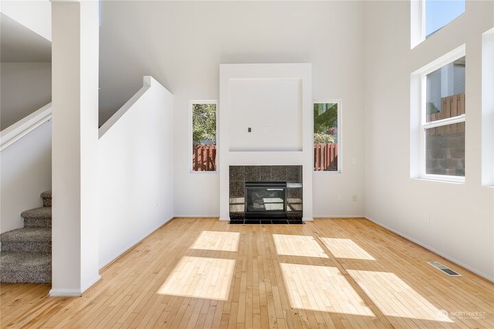 Property Photo:  1121 Ebbets Drive SW  WA 98512 