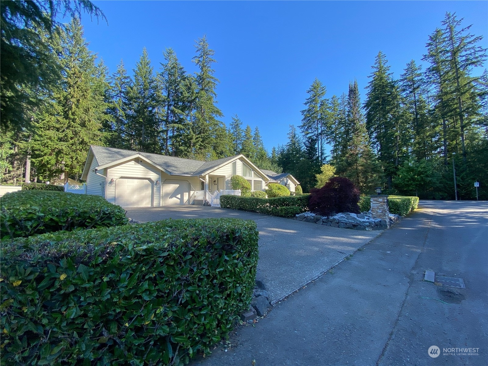 Property Photo:  6431 Pullman Place SW  WA 98367 