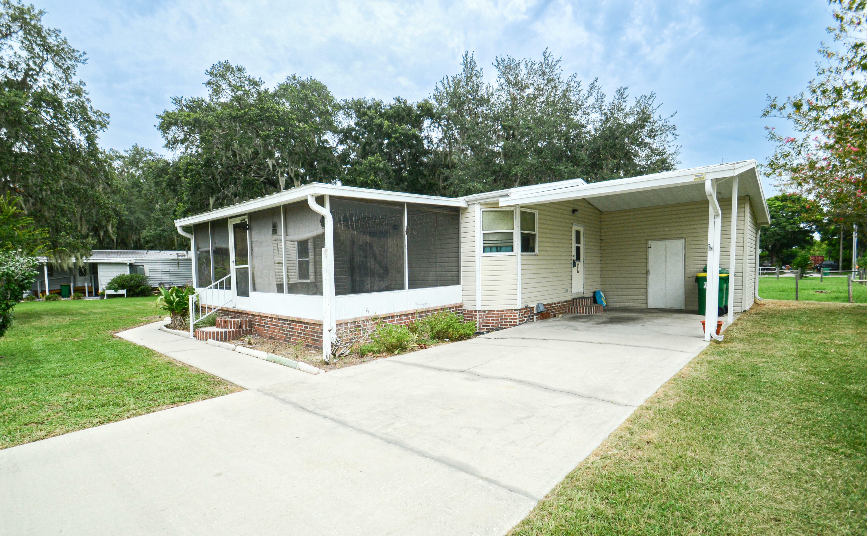 Property Photo:  3445 Oliver Court  FL 32754 