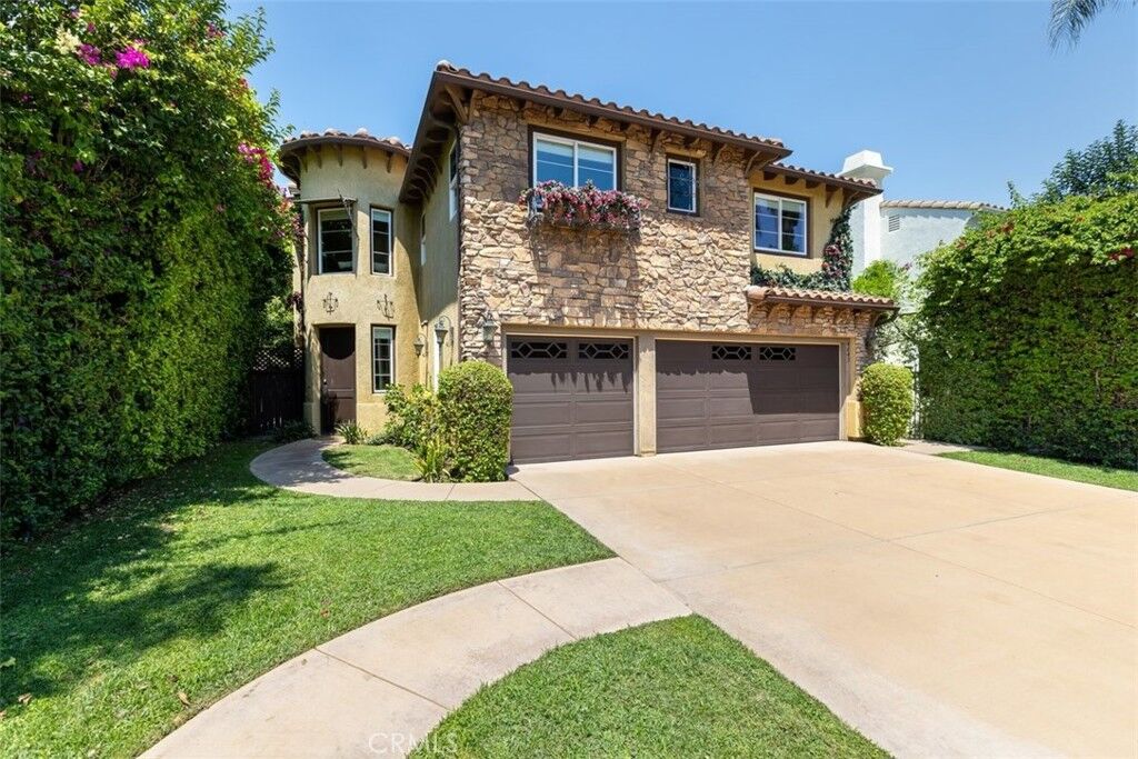 Property Photo:  4645 Halbrent Avenue  CA 91403 