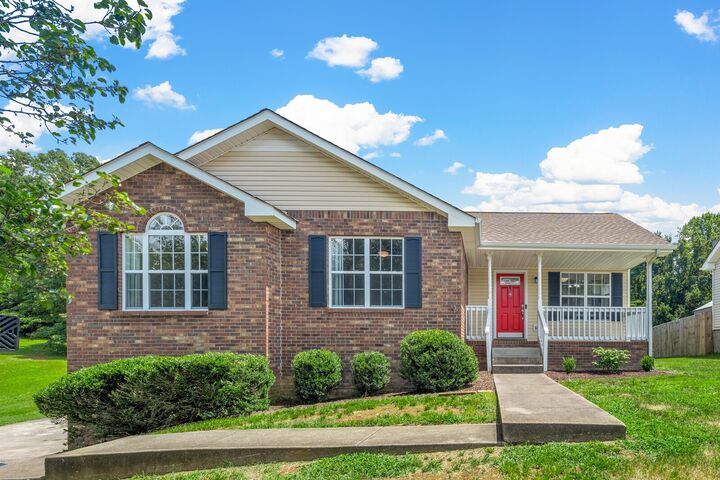 262 Amber Way  Clarksville TN 37042 photo