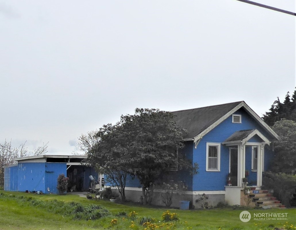 Property Photo:  17110 Fir Island Road  WA 98273 