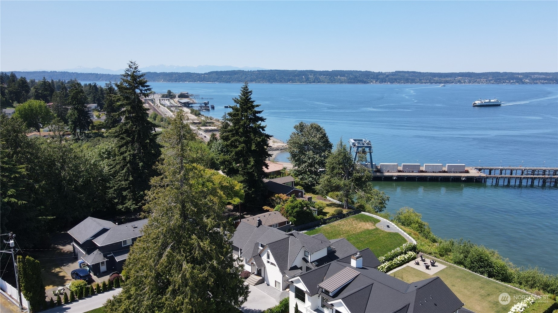 Property Photo:  3702 W Mukilteo Boulevard  WA 98203 