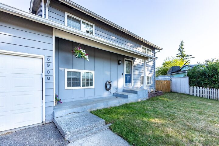 Property Photo:  5906 133rd Place NE  WA 98271 