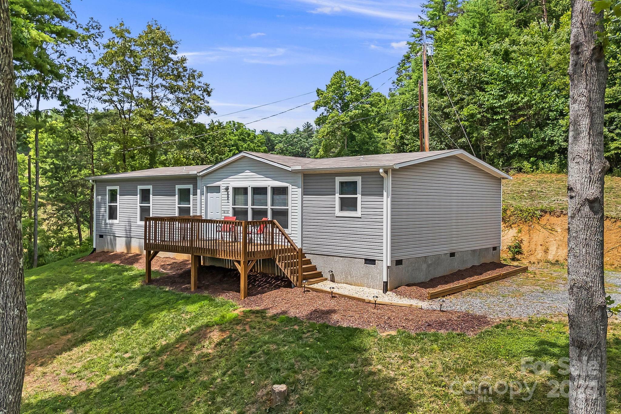 Property Photo:  1019 E Calvin Edney Road  NC 28754 