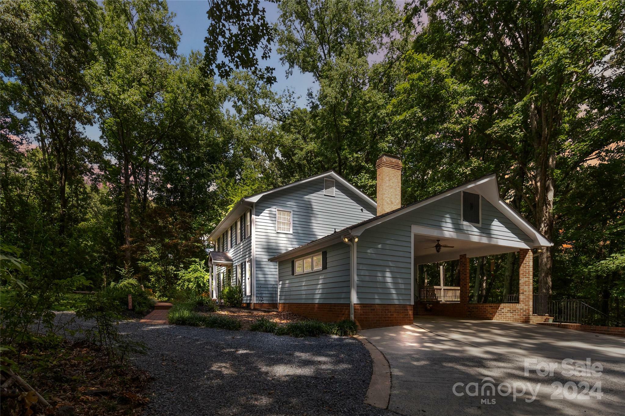 Property Photo:  601 Highland Forest Drive  NC 28270 