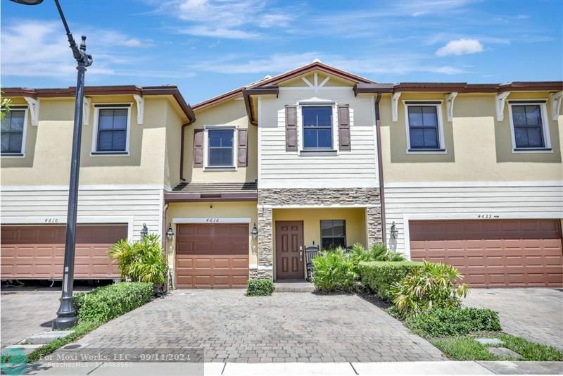 Property Photo:  4616 Belgian Ln.  FL 33314 