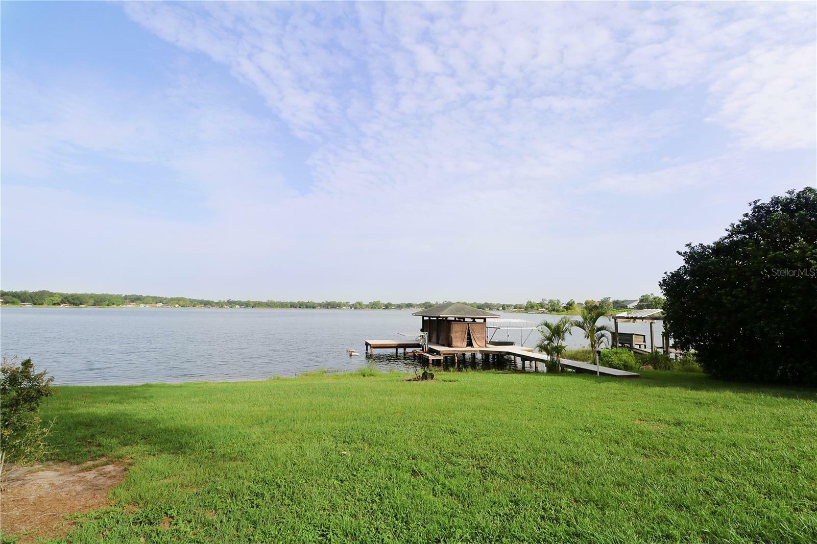 Property Photo:  152 Lake Daisy Terrace  FL 33884 