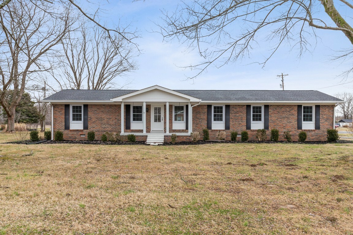 Property Photo:  500 Greenwood Dr  TN 37083 