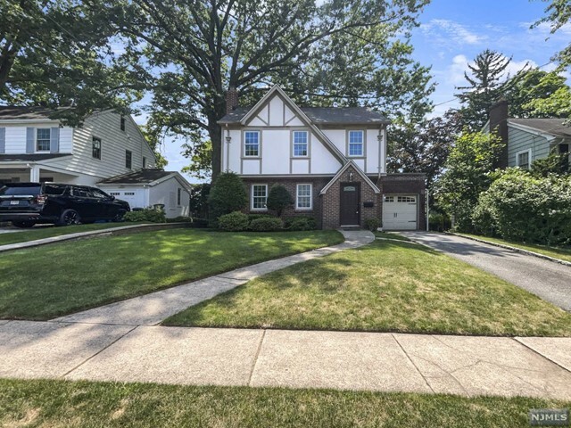 22 Elm Street  Tenafly NJ 07670 photo