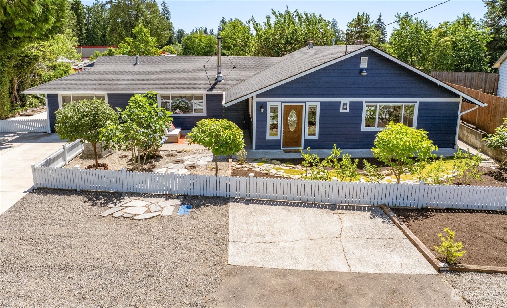 Property Photo:  4108 222nd Street SW  WA 98043 