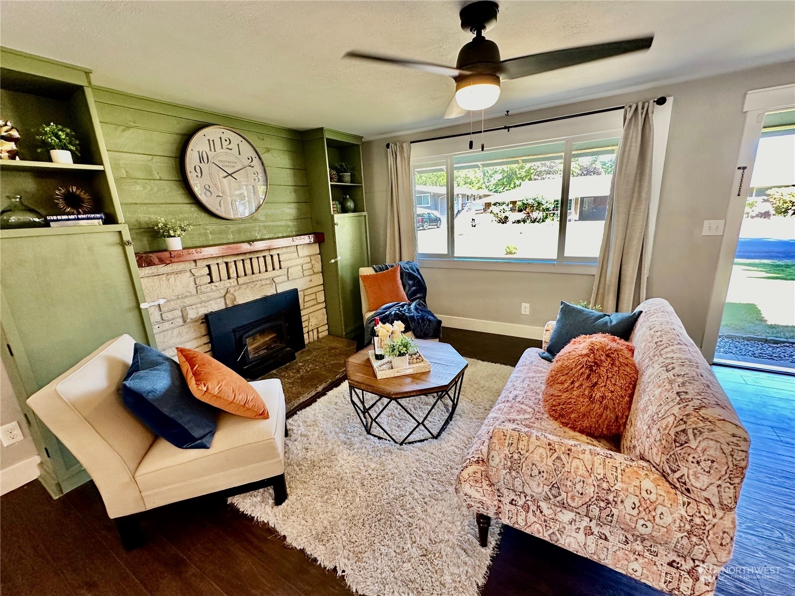 Property Photo: 1617 Dogwood Street SE WA 98503