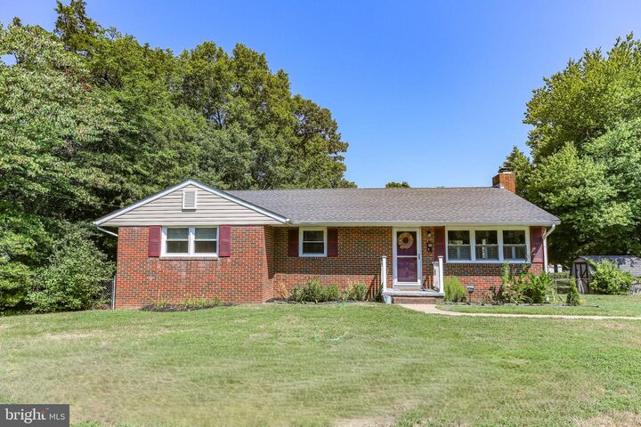 15 Marshall Place  Fredericksburg VA 22405 photo