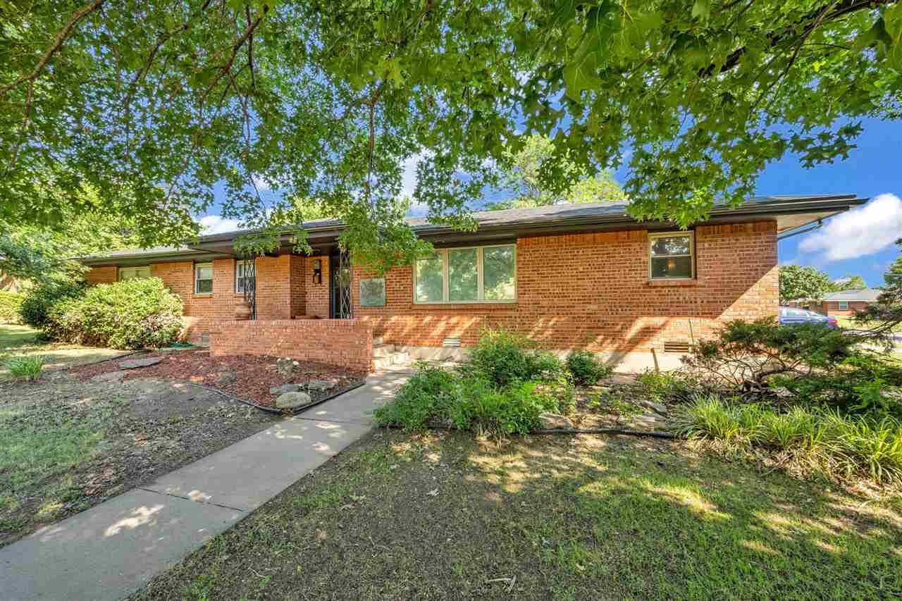 Property Photo:  3301 NW Baltimore  OK 73505 