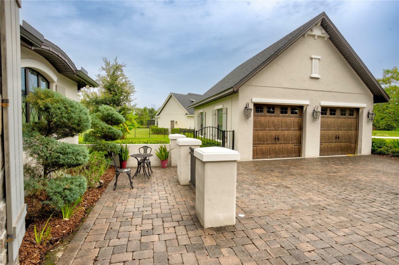 Property Photo:  19105 Magnolia Farms Lane  FL 33556 