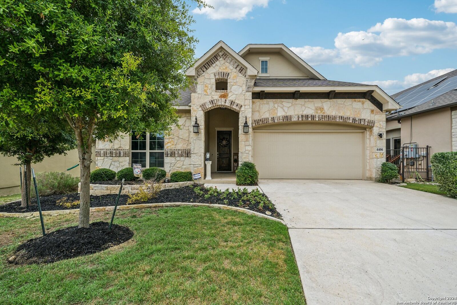 Property Photo:  4406 Avery Way  TX 78261 