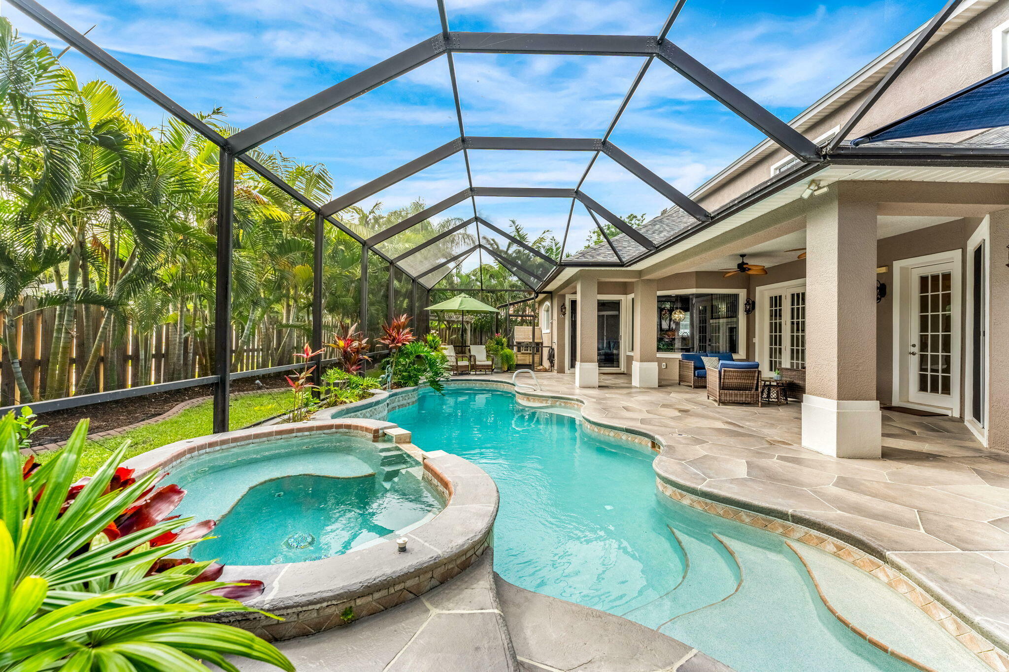 Property Photo:  720 Nightingale Drive  FL 32903 