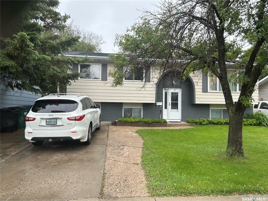 3707 Fairlight Drive  Saskatoon SK S7M 4K1 photo