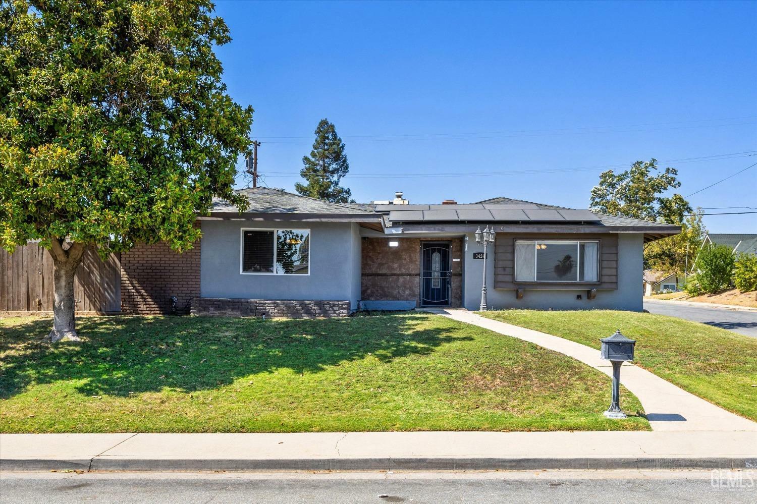 3424 Candlewood Drive  Bakersfield CA 93306 photo