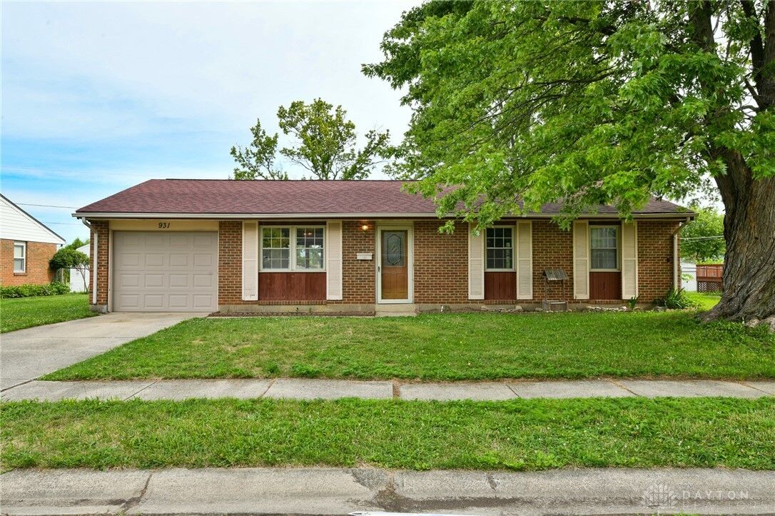 Property Photo: 931 Columbus Hines Way OH 45345