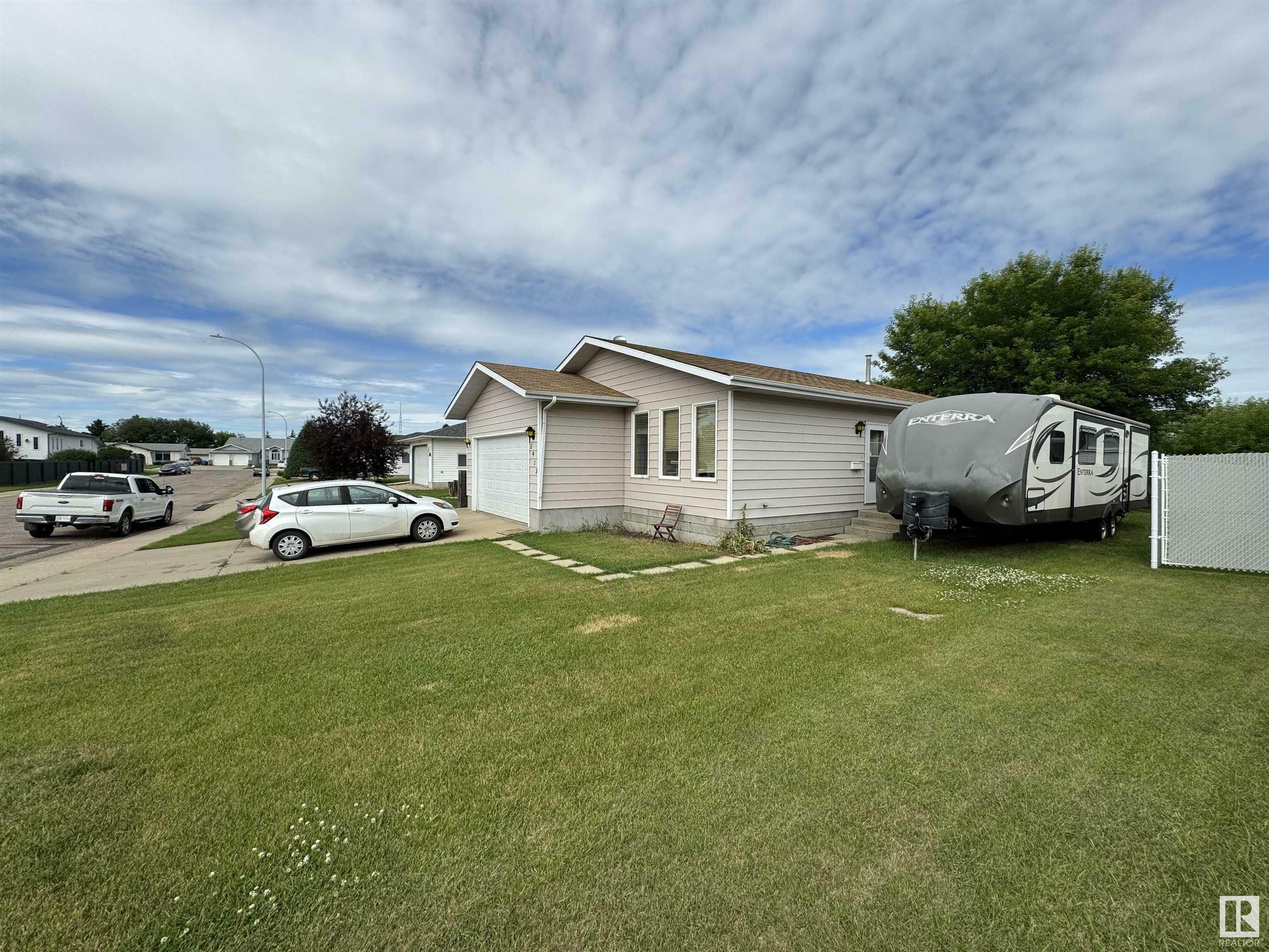 Property Photo:  5913 53 Street  AB T9C 1J3 