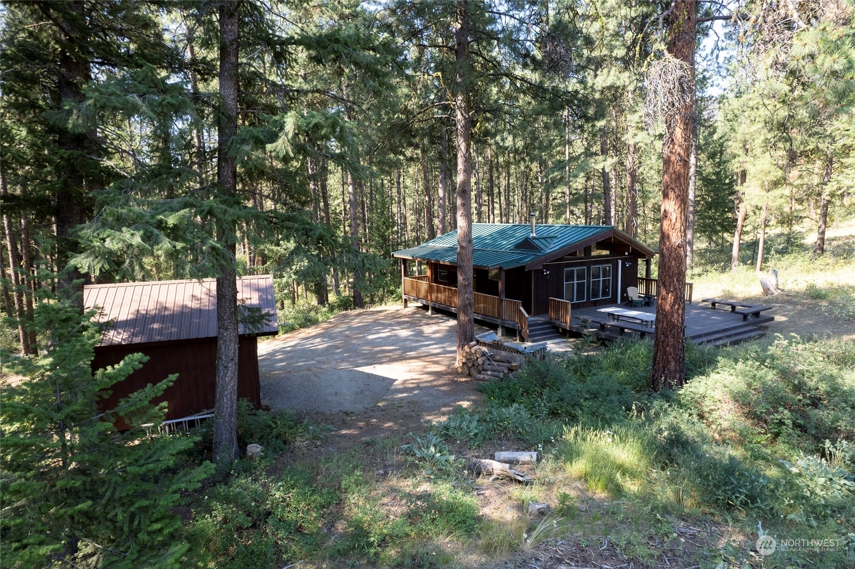 Property Photo:  99 Summer Road  WA 98862 