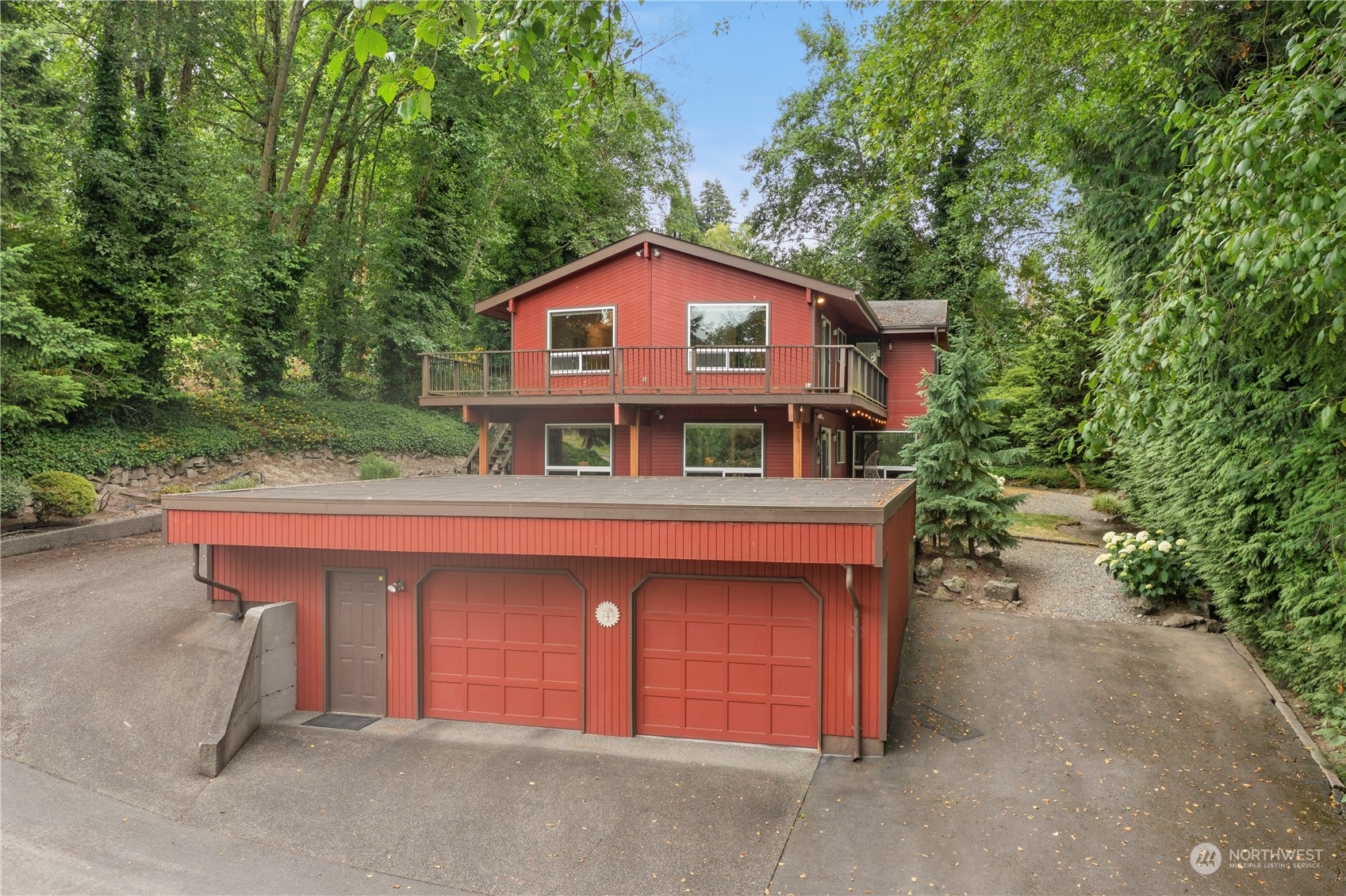 Property Photo:  29506 2nd Avenue SW  WA 98023 