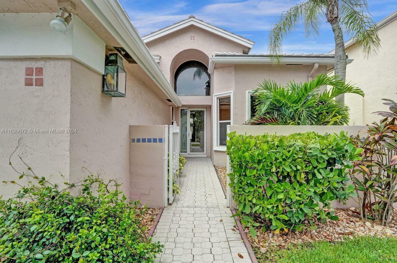 Property Photo:  23431 Feather Palm Court  FL 33433 