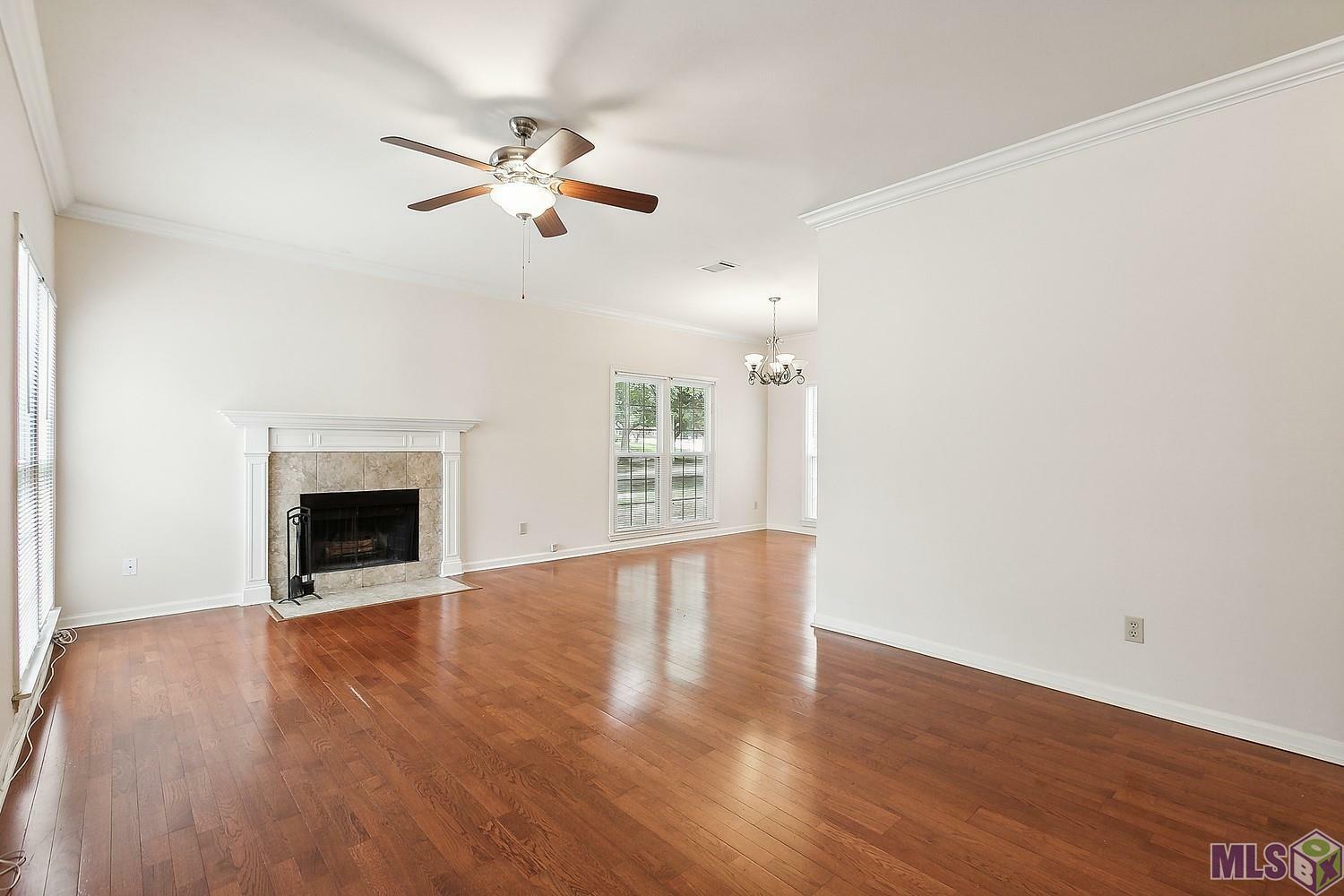 Property Photo:  7742 A Jefferson Place Blvd #22A  LA 70809 