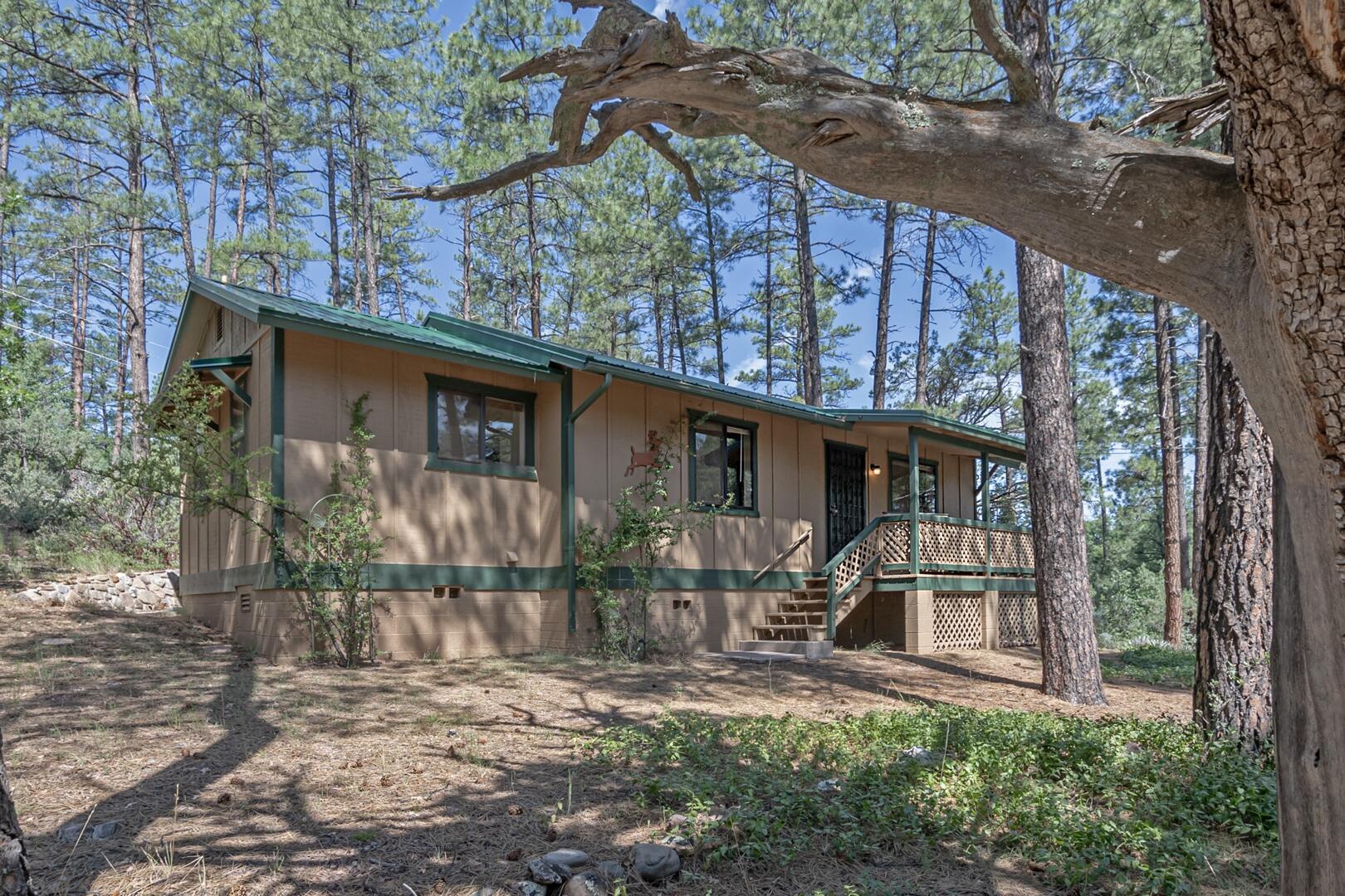 Property Photo: 3284 N Miller Dr AZ 85544
