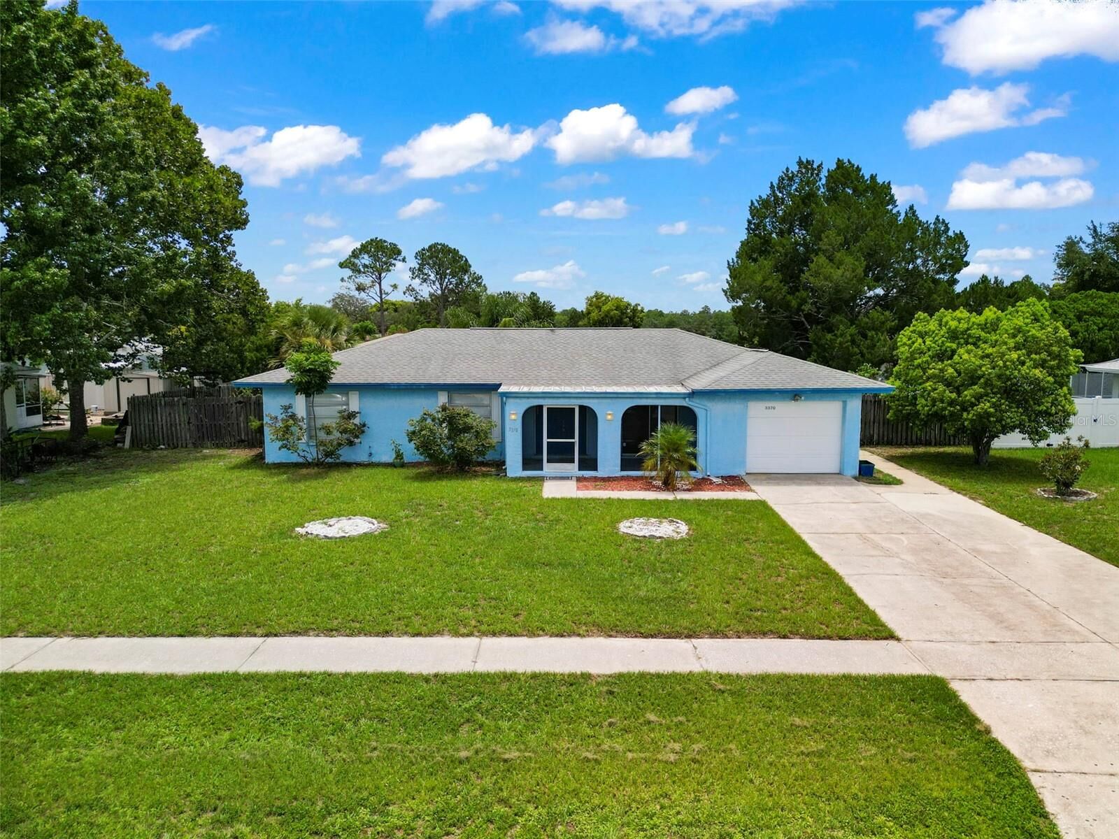 Property Photo:  3370 Lambert Avenue  FL 34608 