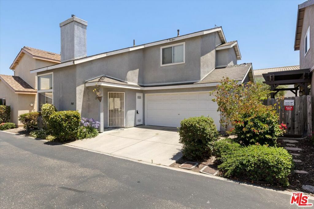 Property Photo:  543 Toucan Court  CA 93444 