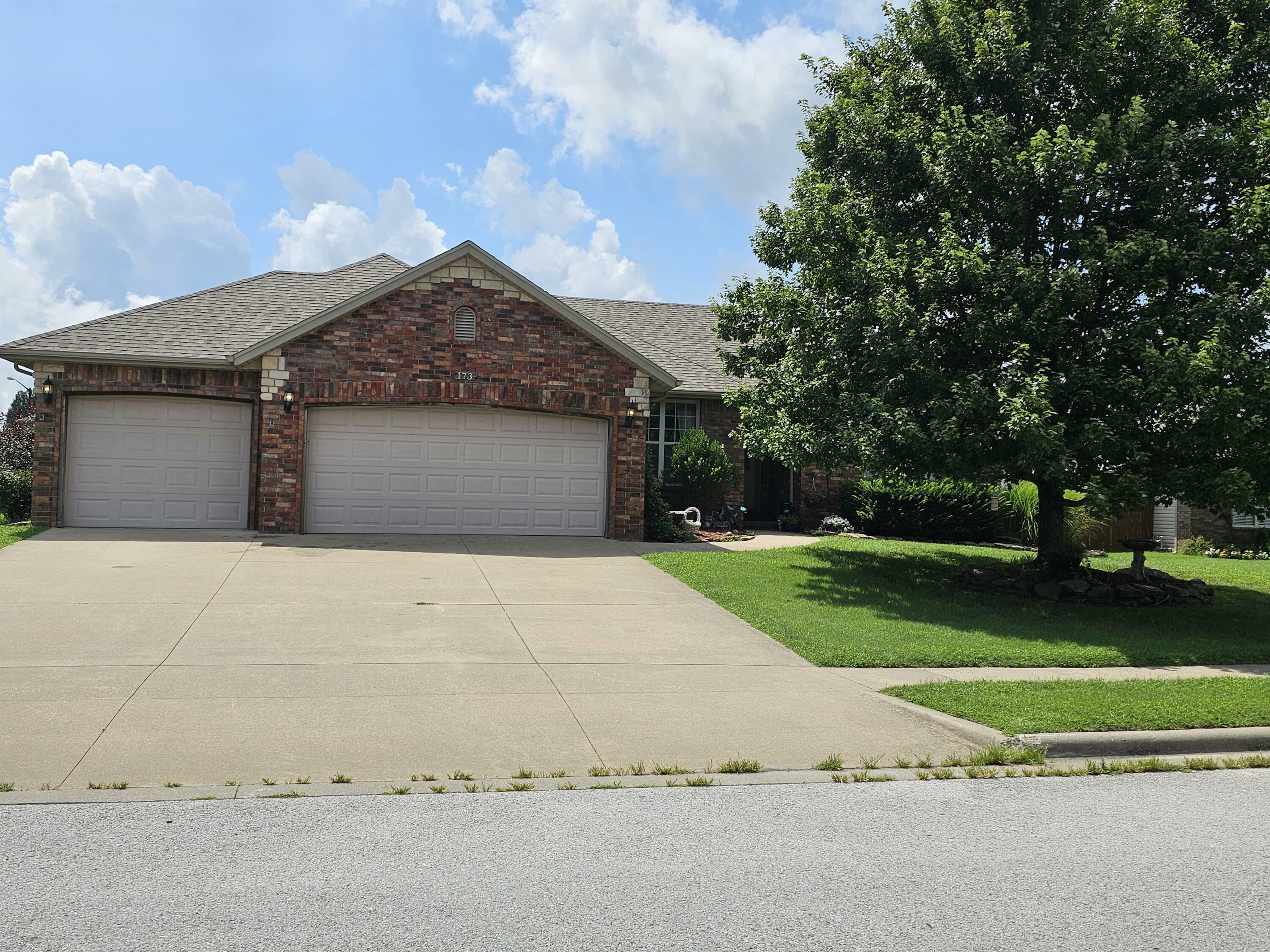 Property Photo: 173 N Ladera Drive MO 65738