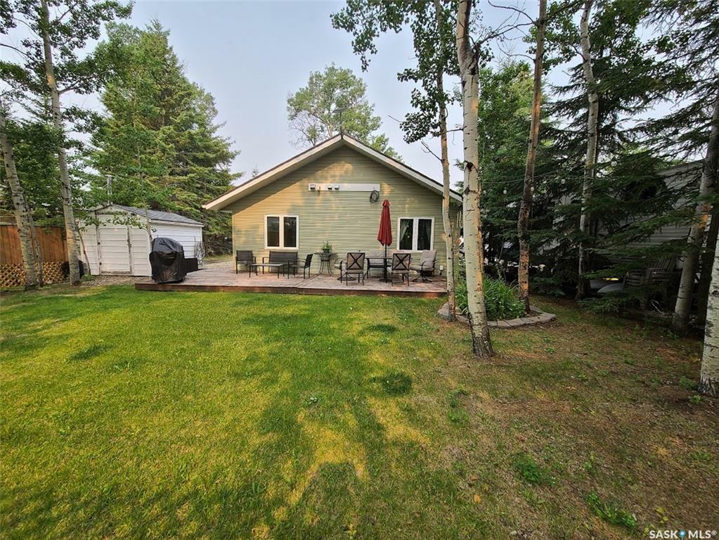 Property Photo:  1327 Kewatin Lane  SK S0M 1J0 