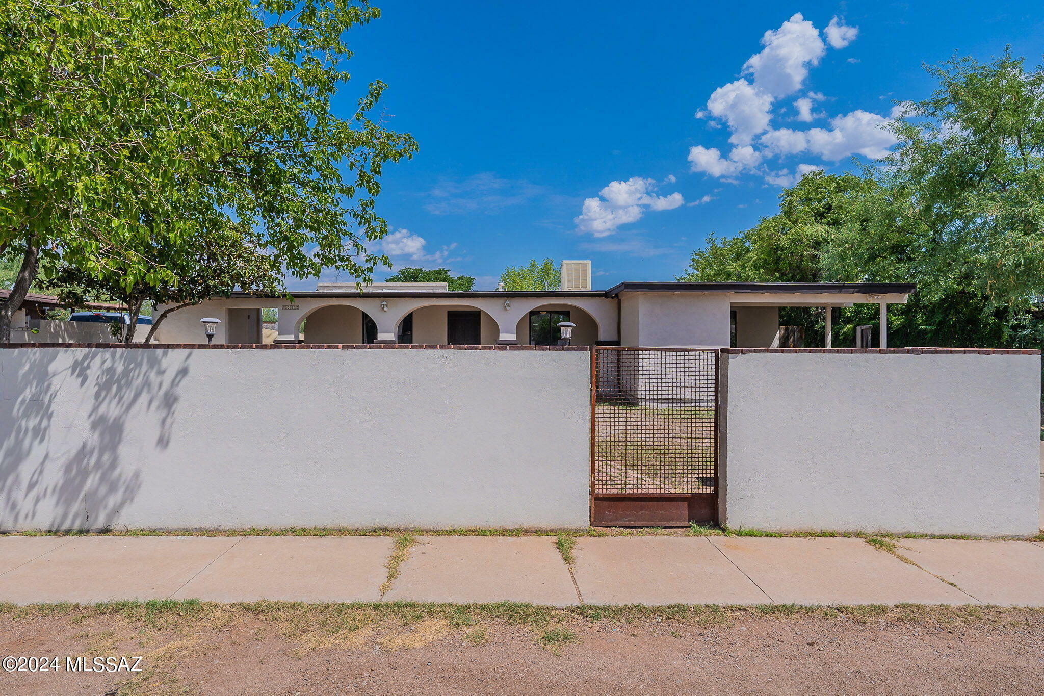 Property Photo:  4812 W Santa Maria Drive  AZ 85645 