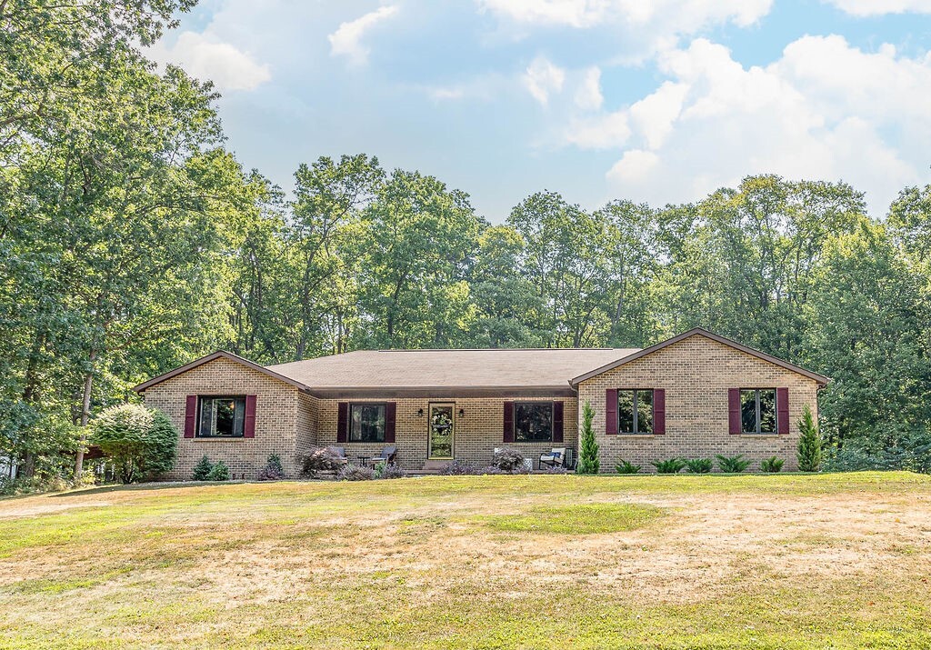 Property Photo:  78 Braddock Drive  PA 15470 