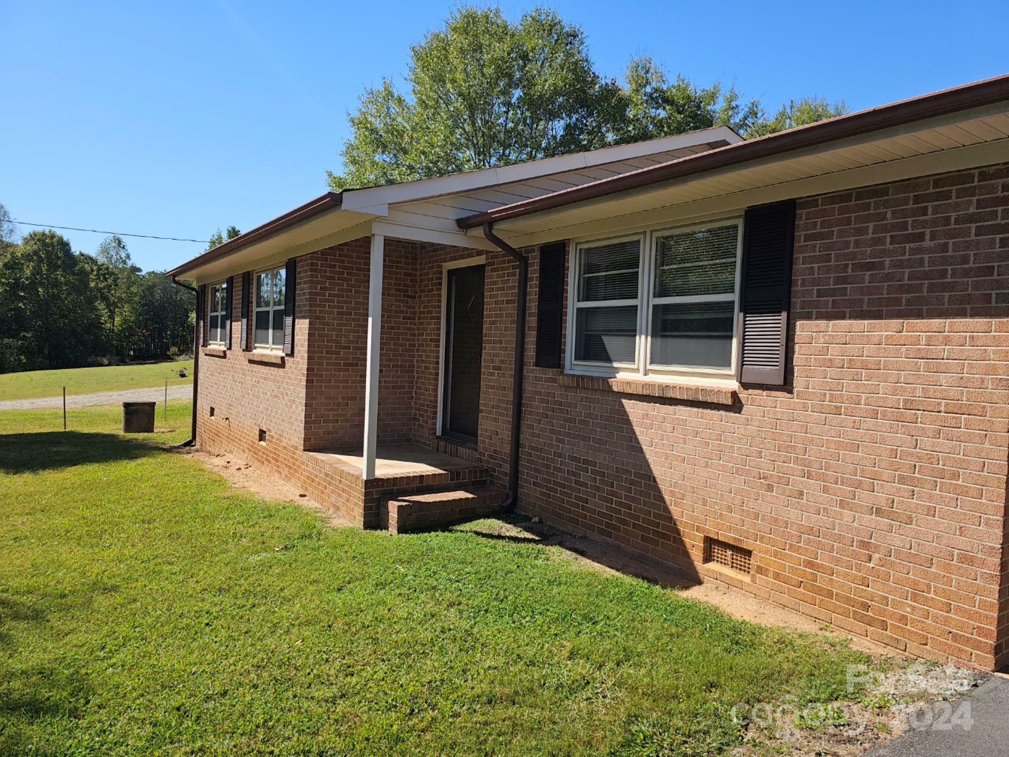 Property Photo:  3925 Icard Street  NC 28650 