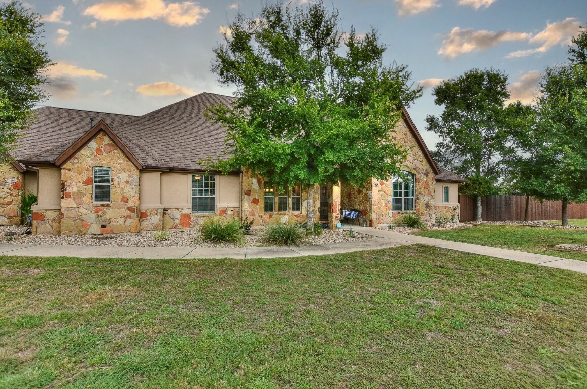 Property Photo:  201 County Road 262 Road  TX 78633 