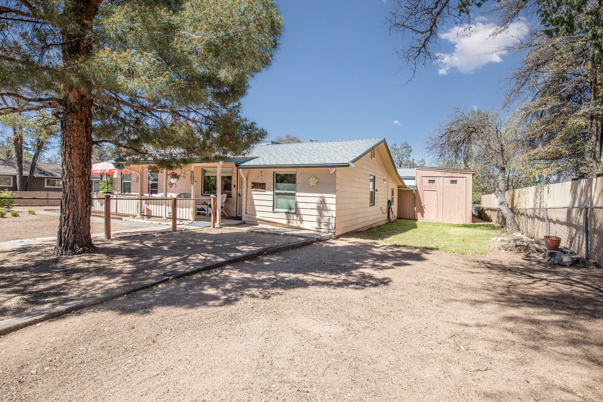 Property Photo:  204 S Bentley Street  AZ 85541 