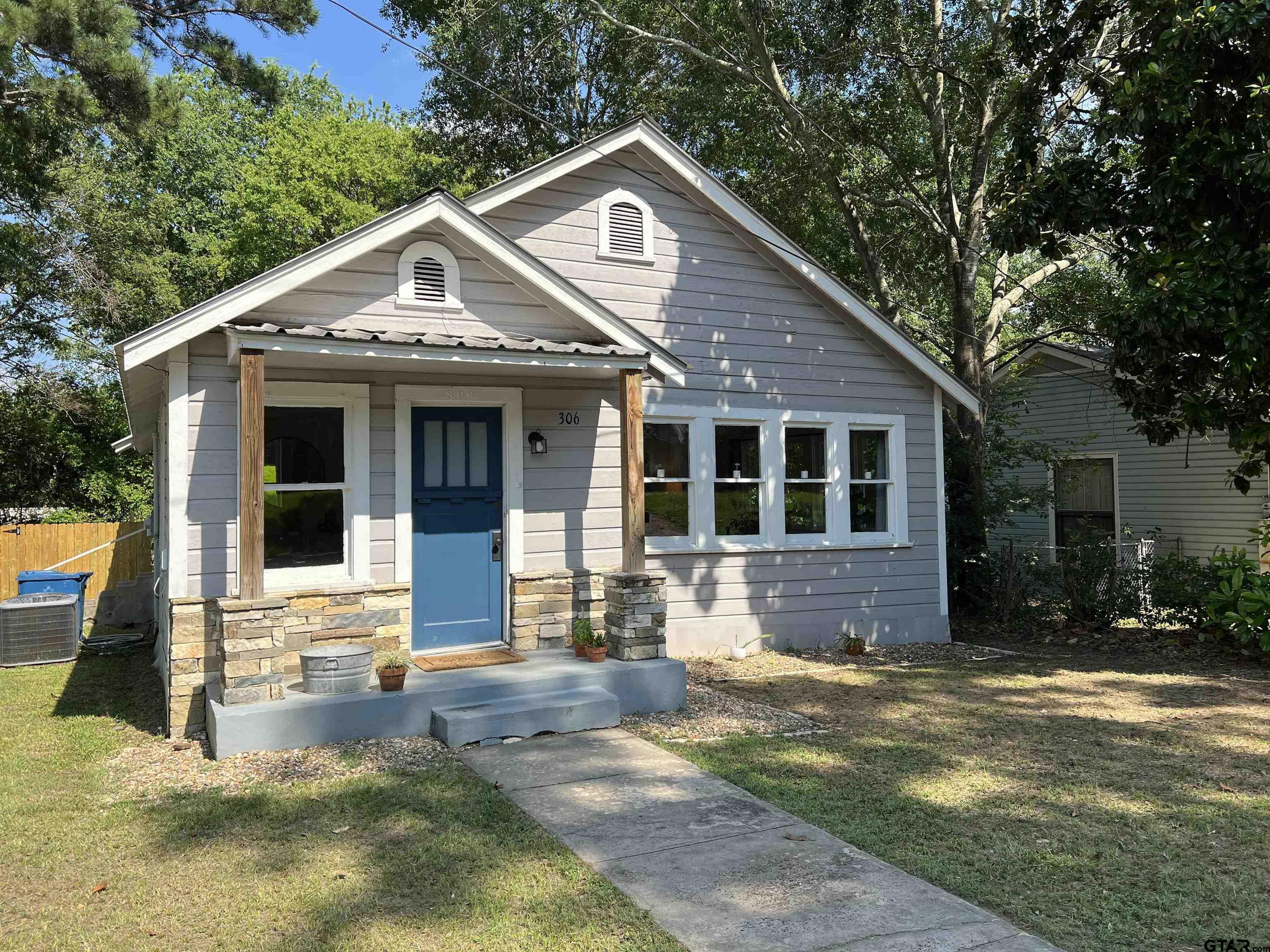 Property Photo:  306 N Tyler St  TX 75755 